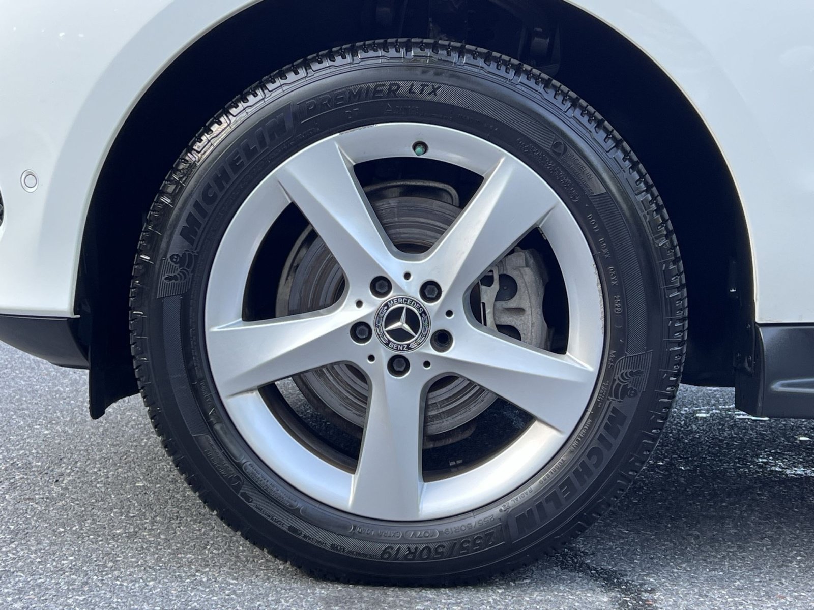 Used 2018 Mercedes-Benz GLE 350 4MATIC image 17