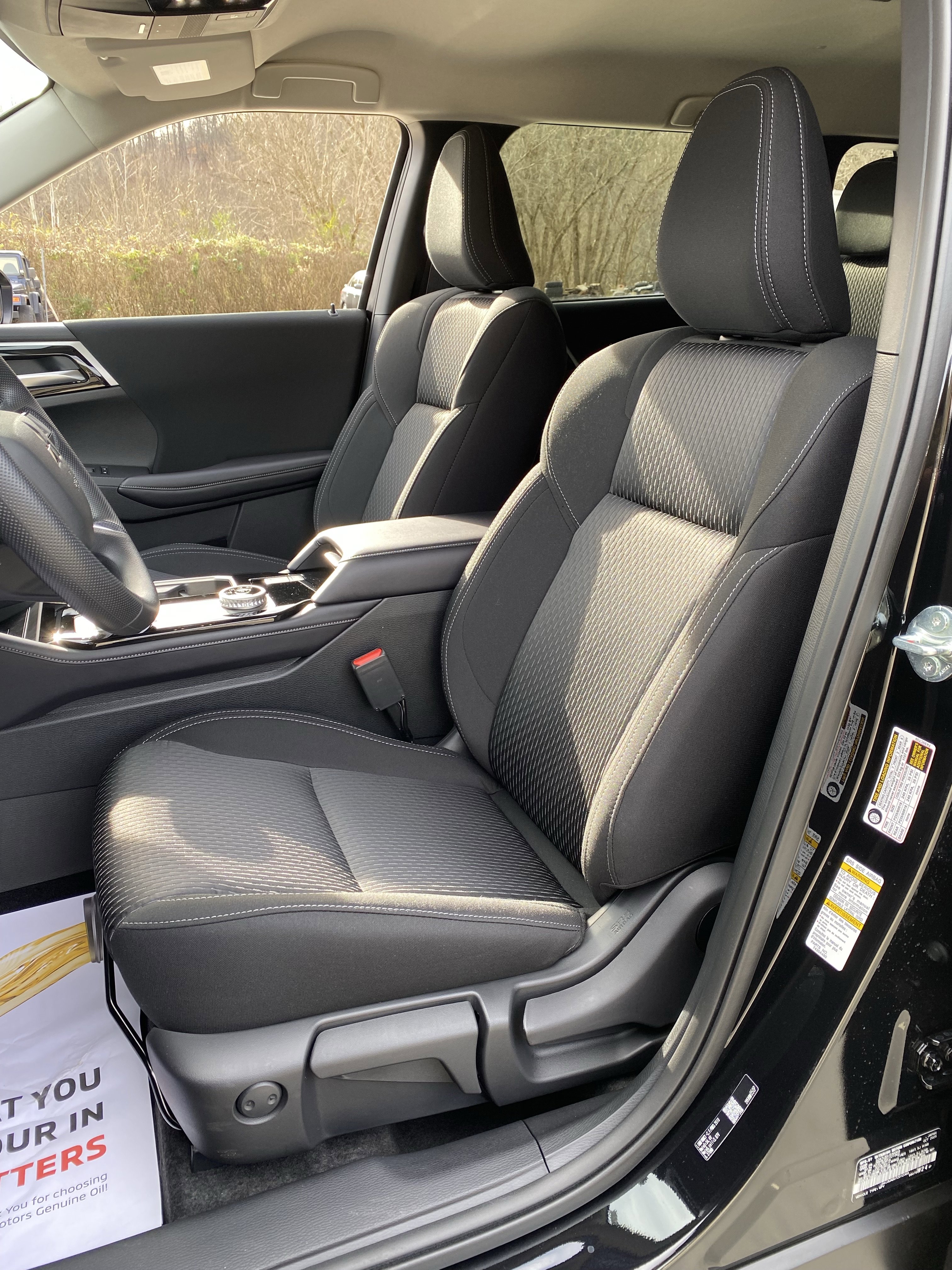 New 2026 Mitsubishi Outlander ES FWD image 4