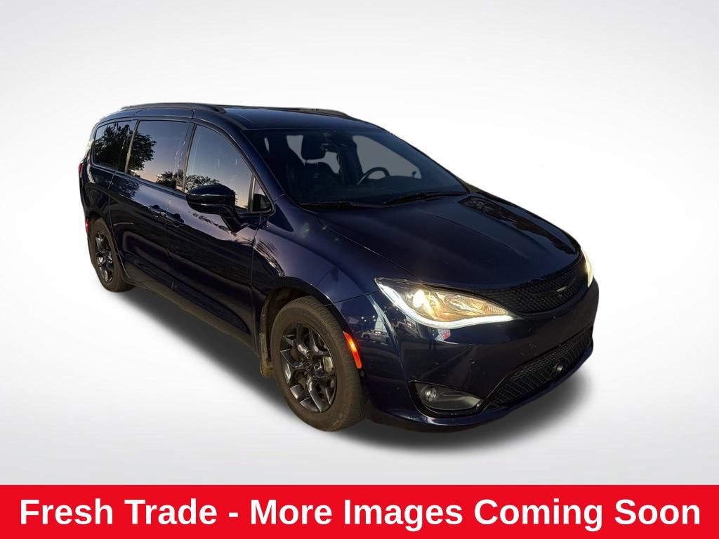 Used 2018 Chrysler Pacifica Touring-L Plus w/ Advanced Safetytec Group