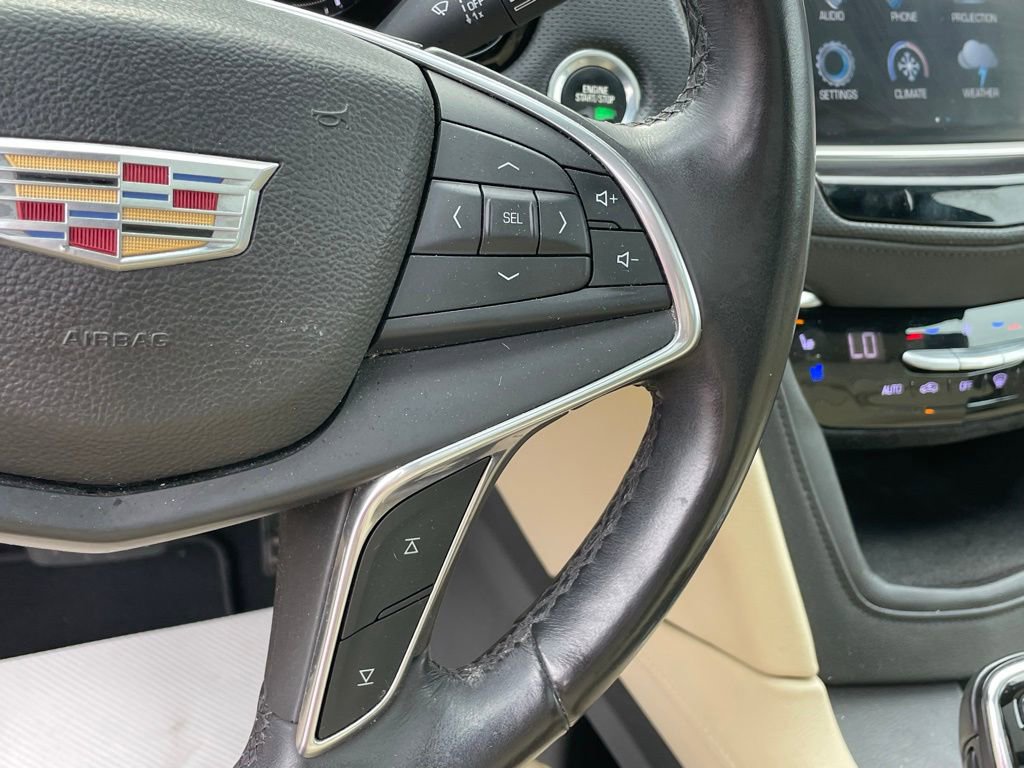 Used 2017 Cadillac XT5 Premium Luxury w/ LPO, Wheel Lock Package image 33