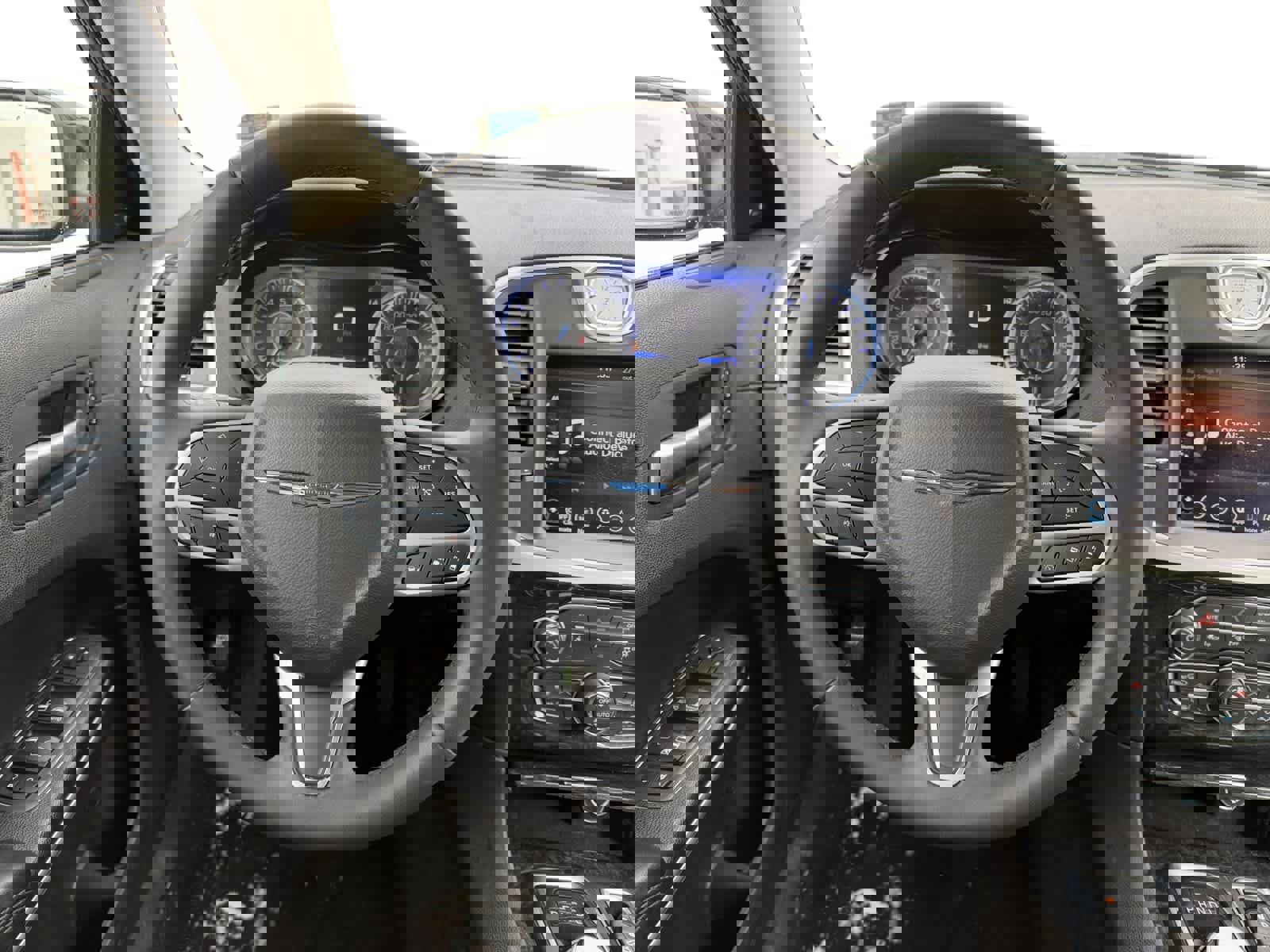 Used 2023 Chrysler 300 Touring L w/ Popular Equipment Group image 13