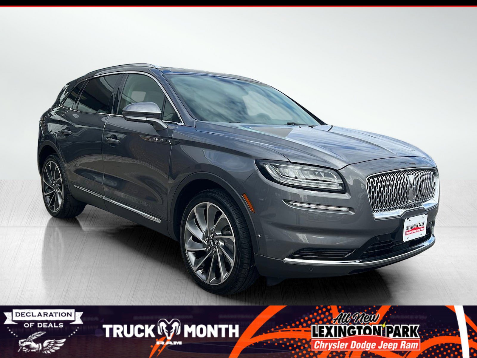 Used 2021 Lincoln Nautilus Reserve w/ Equipment Group 201A image 1