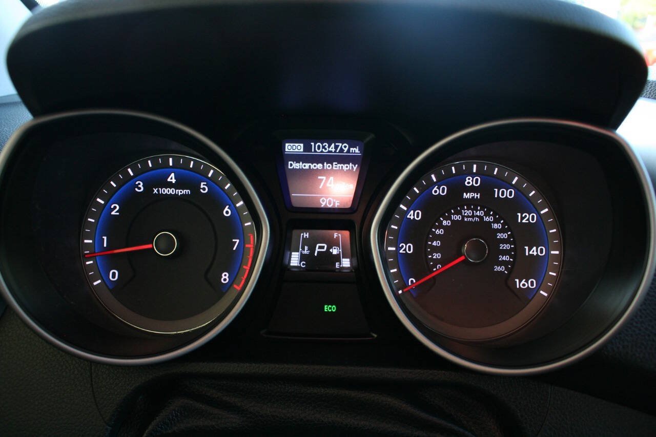 Used 2013 Hyundai Elantra GT w/ Touch & Go Pkg FWD image 19
