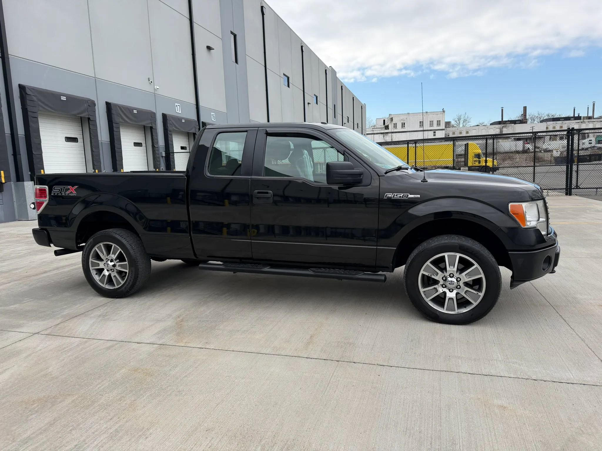 Used 2014 Ford F150 STX w/ Equipment Group 201A Mid image 13