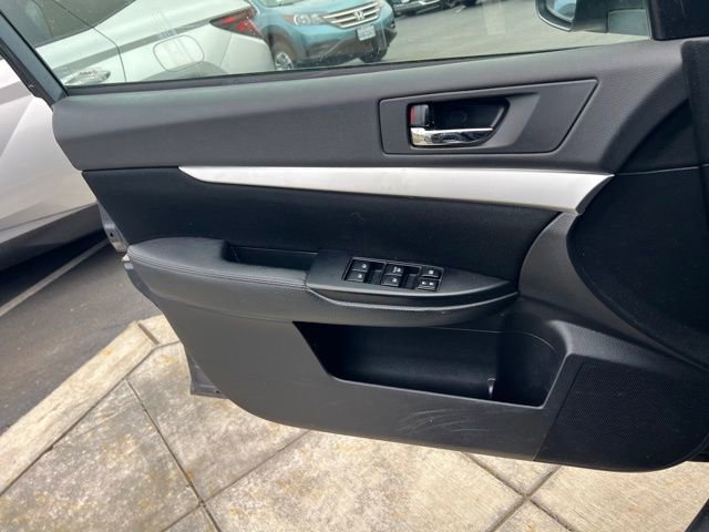 Used 2014 Subaru Outback 2.5i Premium image 18