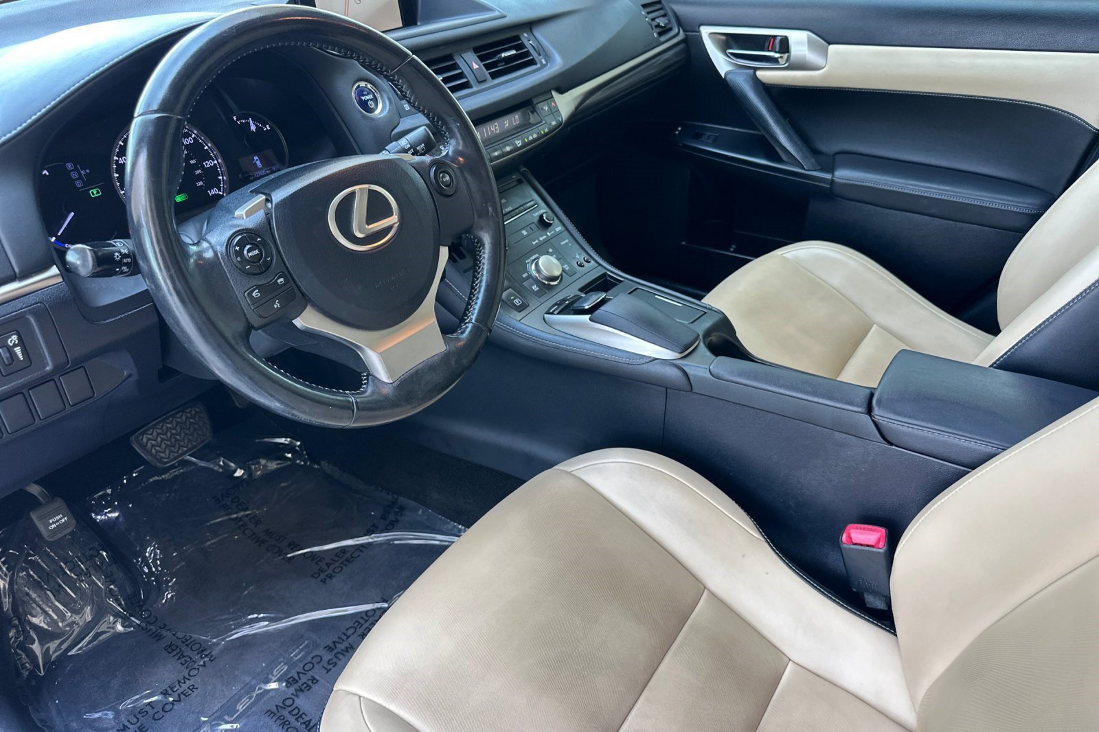 Used 2014 Lexus CT 200h FWD image 4