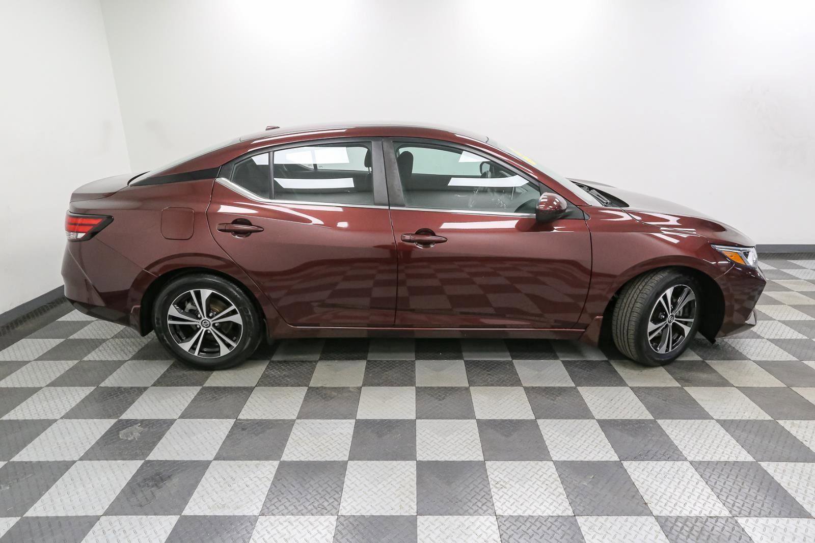 Used 2021 Nissan Sentra SV image 7