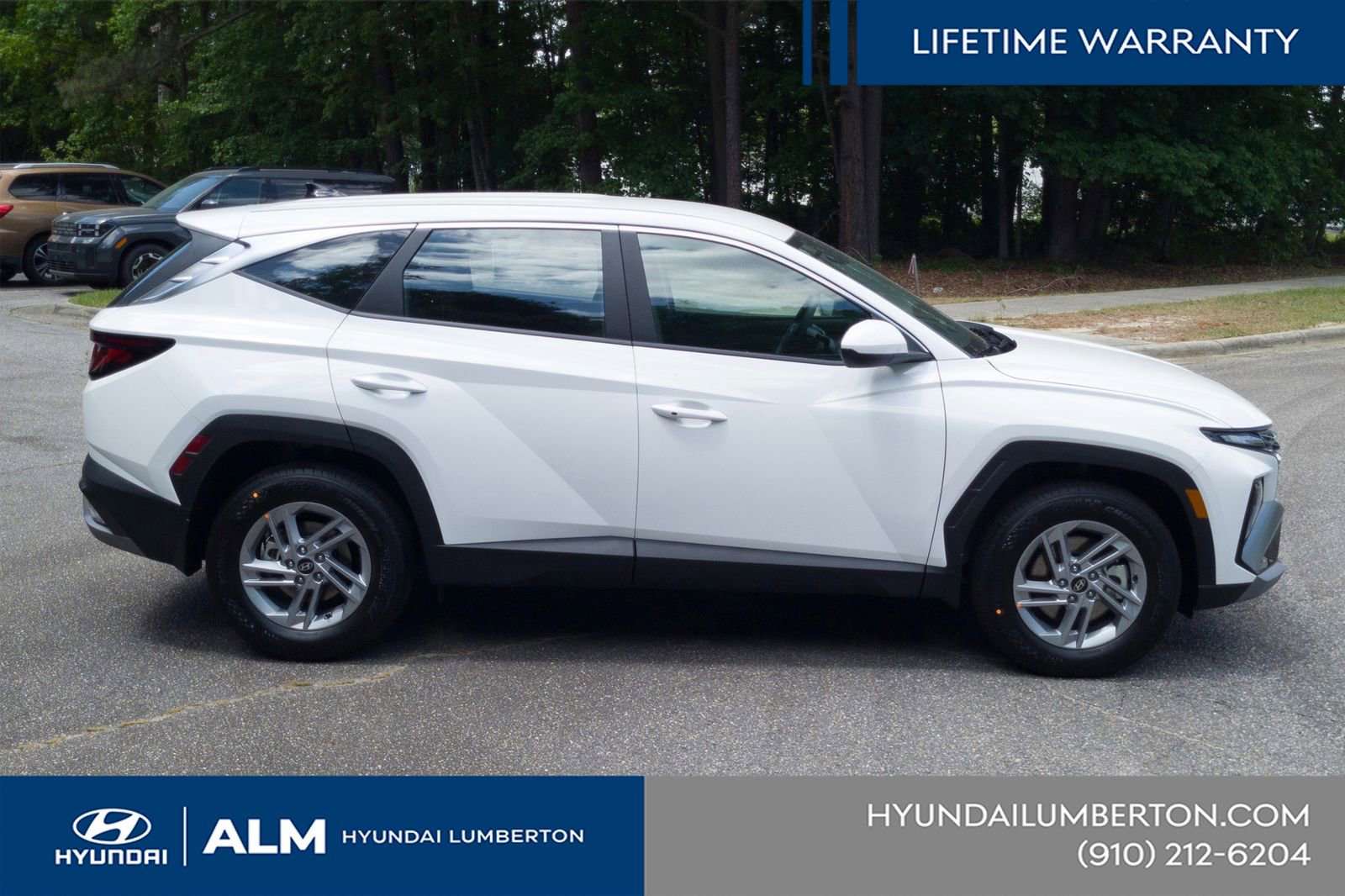 New 2025 Hyundai Tucson SE image 5