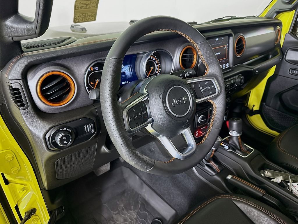 Used 2023 Jeep Gladiator Mojave w/ Cold Weather Group image 9