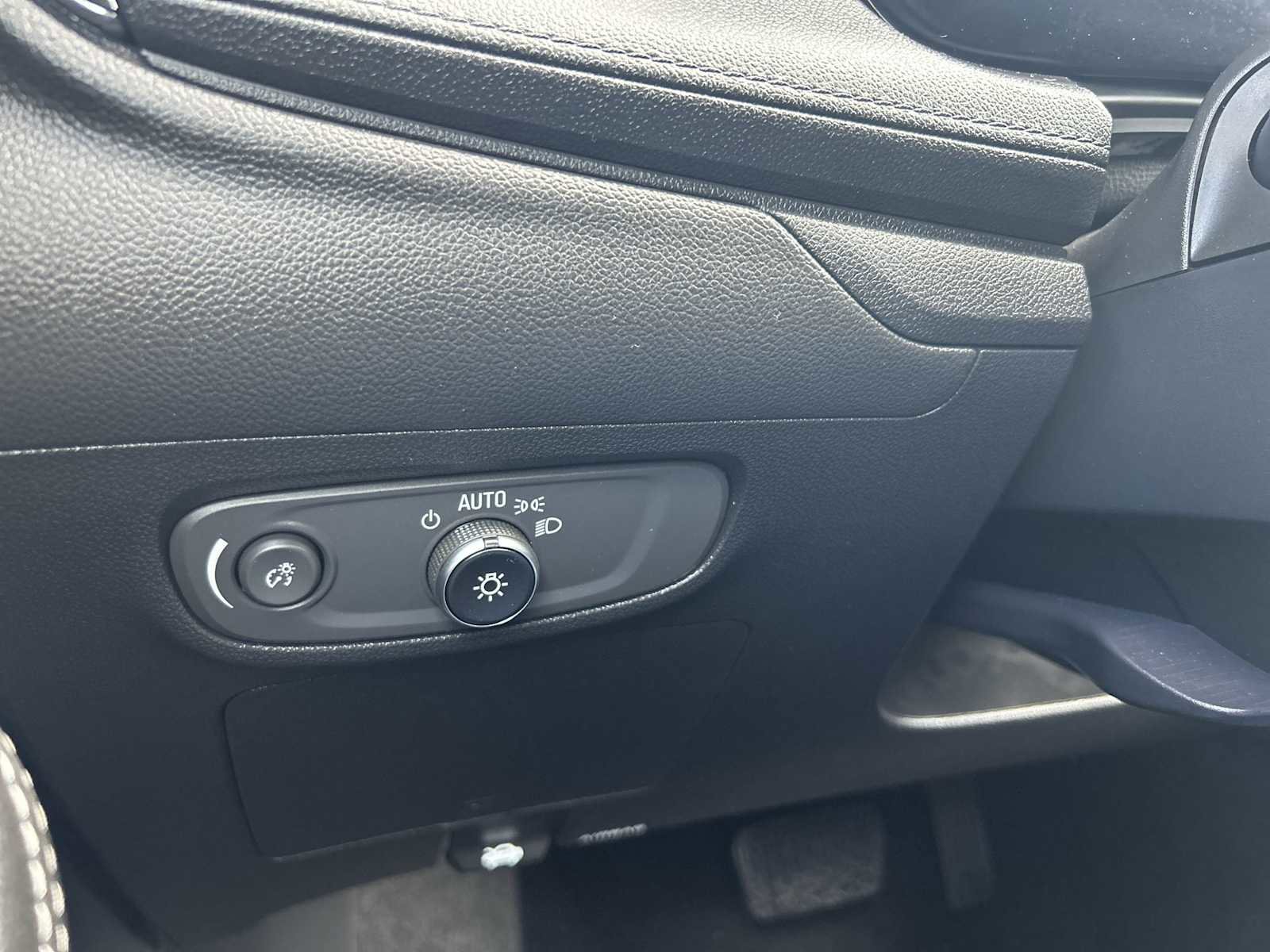 New 2025 Buick Encore GX Preferred image 16