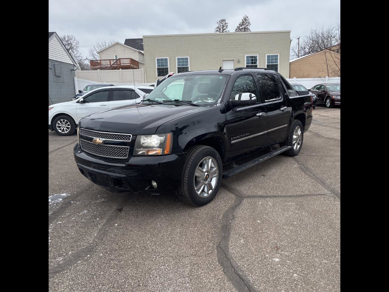 Used 2009 Chevrolet Avalanche LTZ image 1
