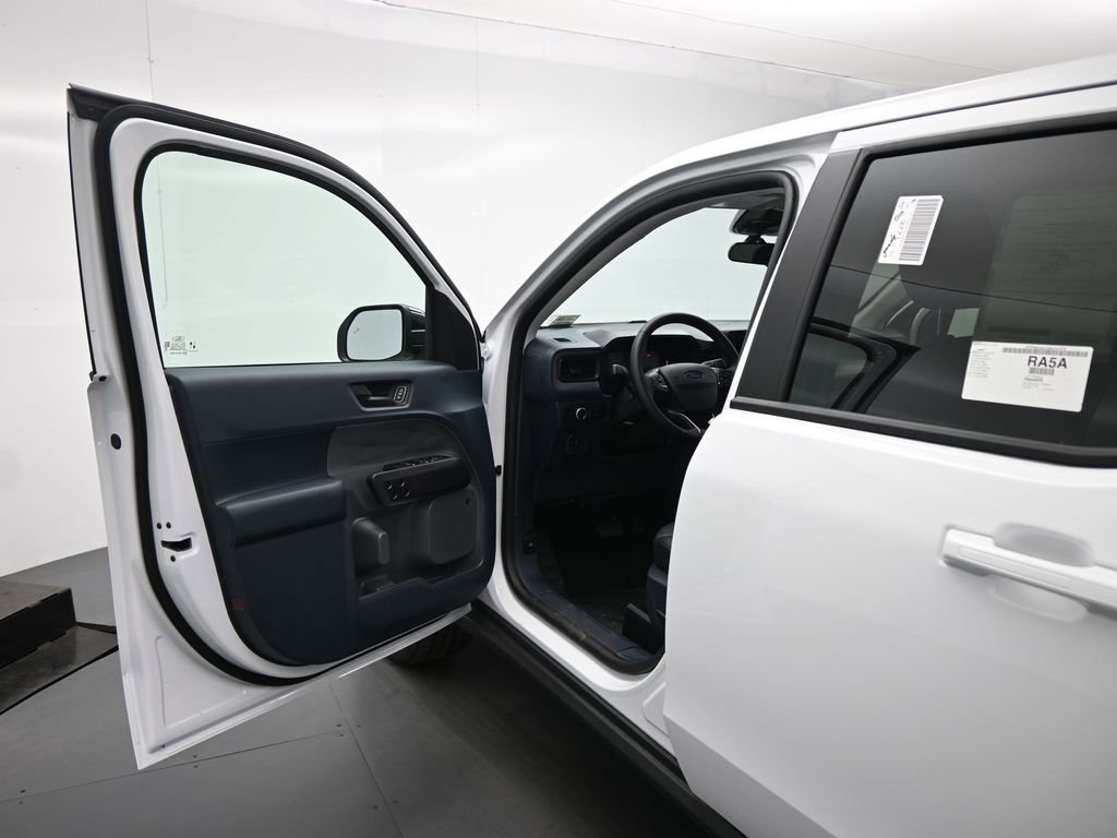 New 2026 Ford Maverick Lariat w/ Black Appearance Package AWD/4WD image 8