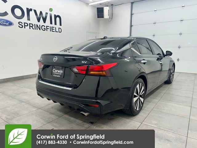 Used 2021 Nissan Altima 2.5 SV w/ SV Premium Package image 5