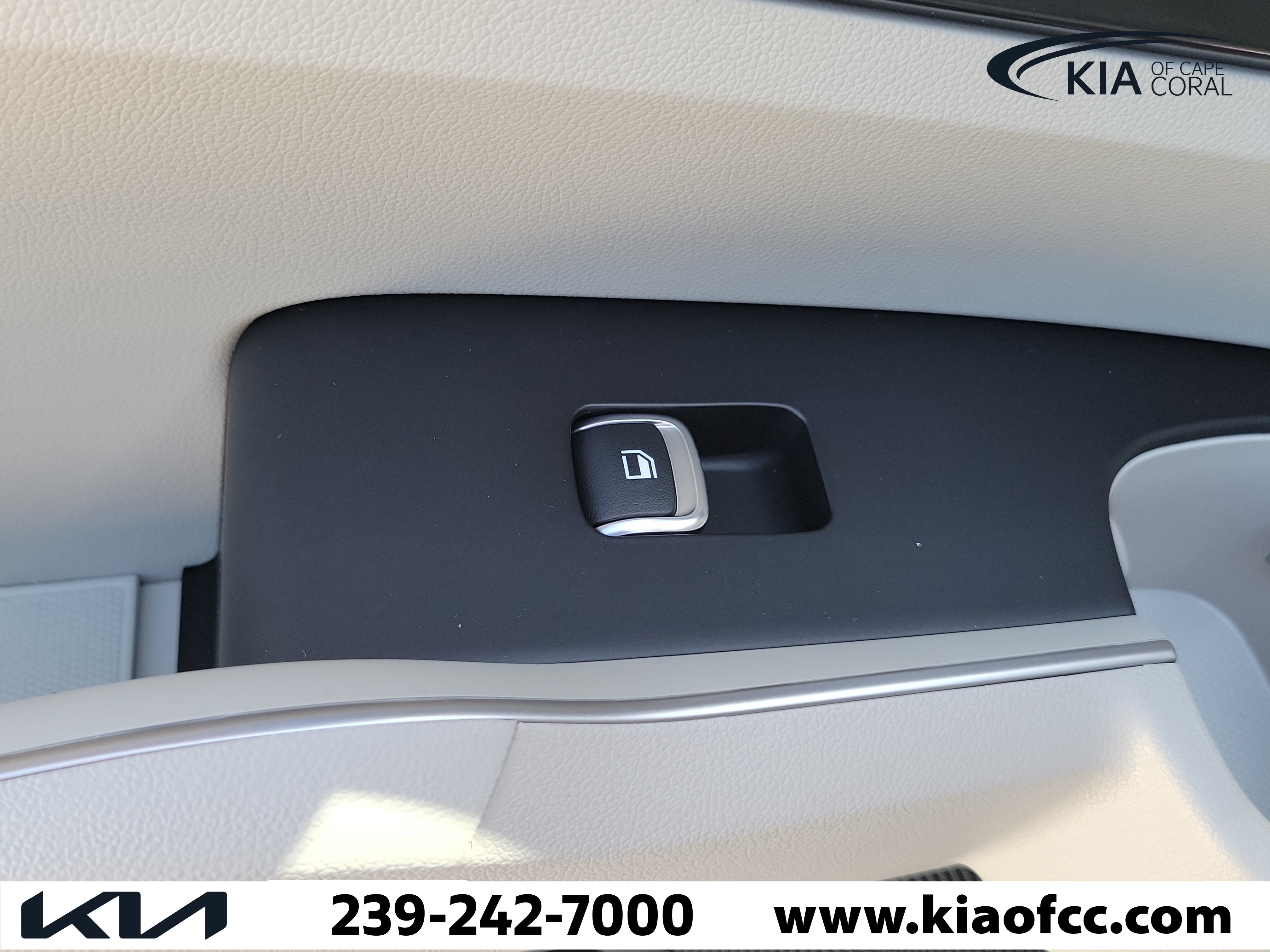 New 2026 Kia Sorento S FWD image 15