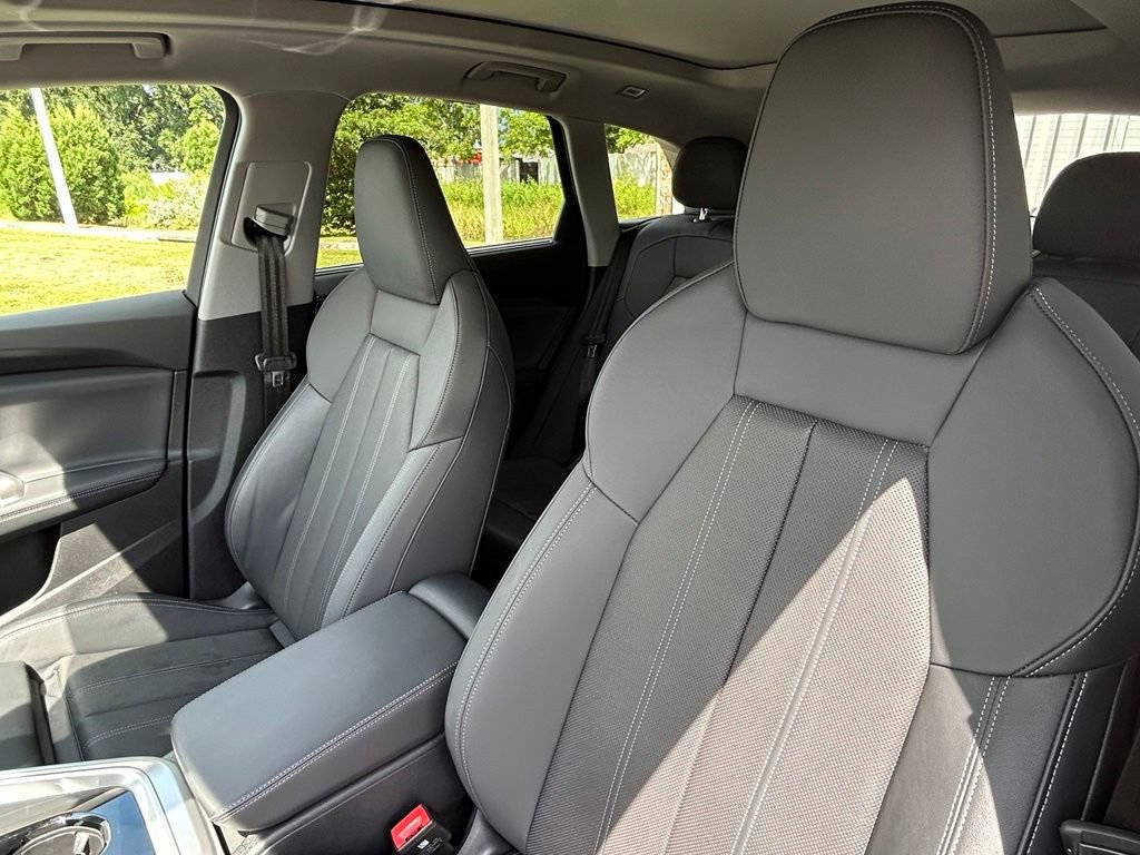 Used 2025 Audi Q5 Premium Plus AWD/4WD image 18
