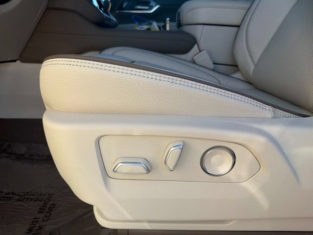 New 2026 GMC Yukon XL Denali w/ Sun & Power Step Package AWD/4WD image 16