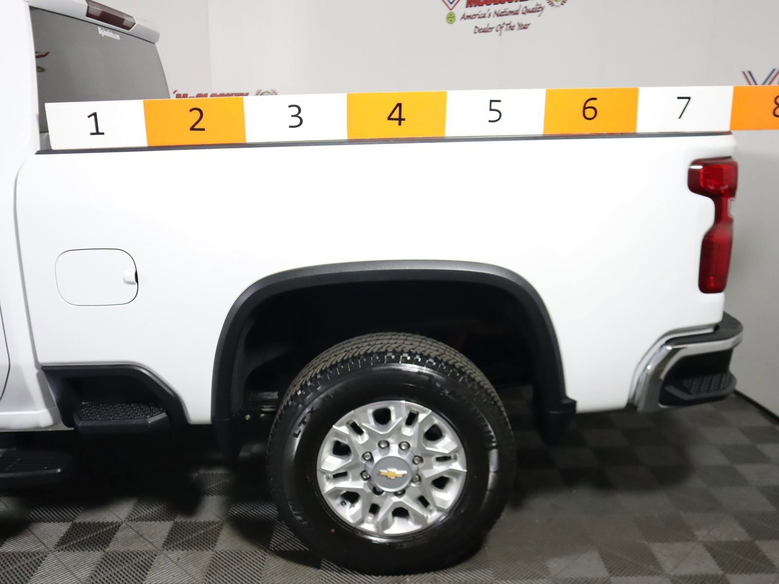 Used 2023 Chevrolet Silverado 2500 LT w/ Convenience Package image 18