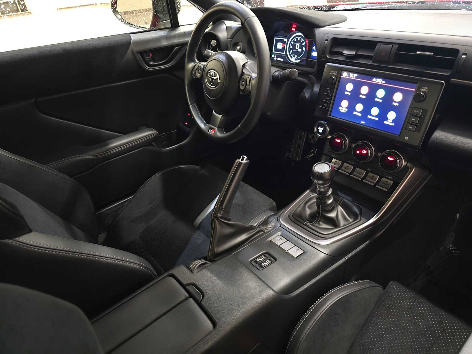 Certified 2025 Toyota GR86 Premium w/ ALL Weather Mat Package (TMS) RWD image 26