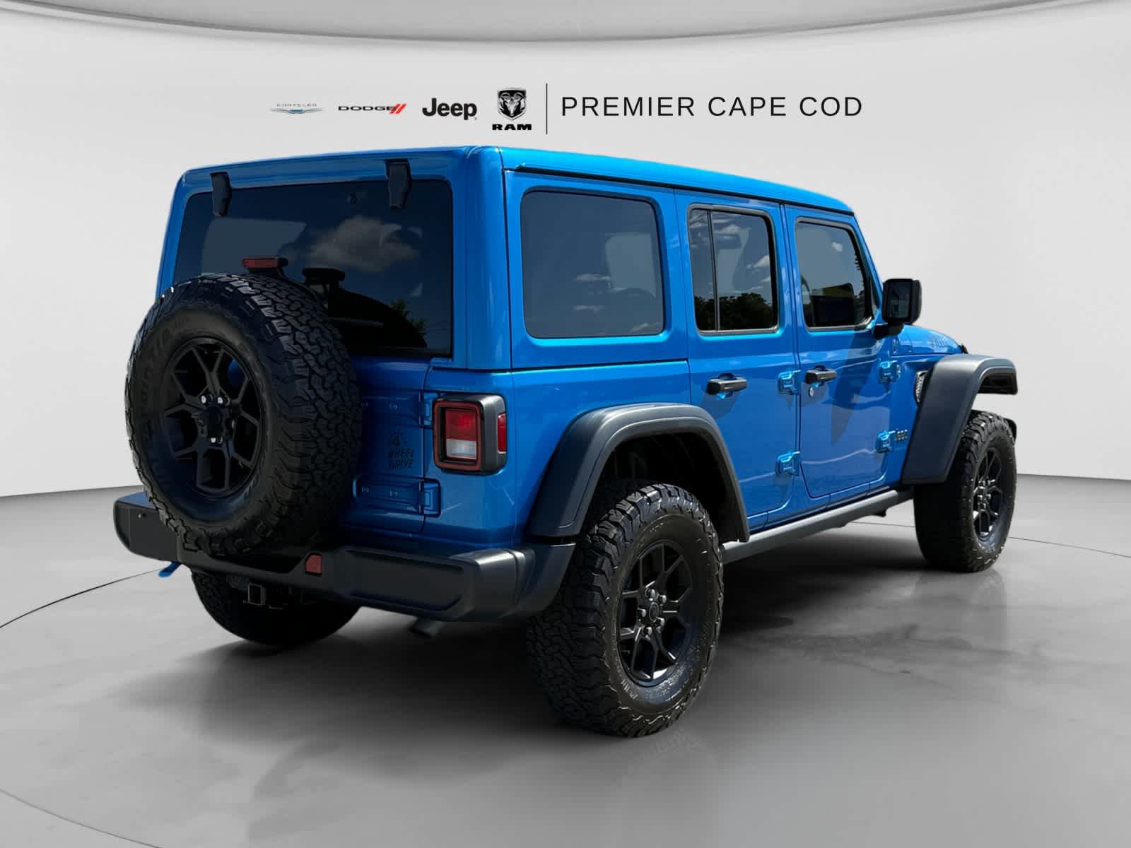 Used 2024 Jeep Wrangler Unlimited AWD/4WD image 11