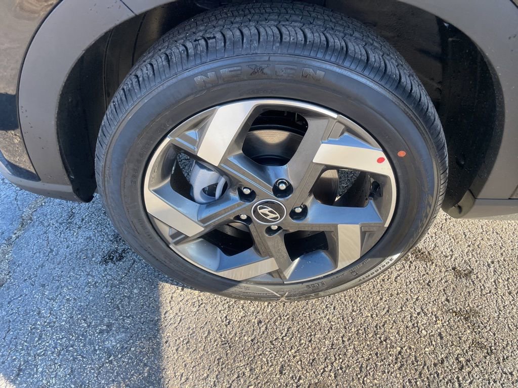 New 2026 Hyundai Venue SEL image 26