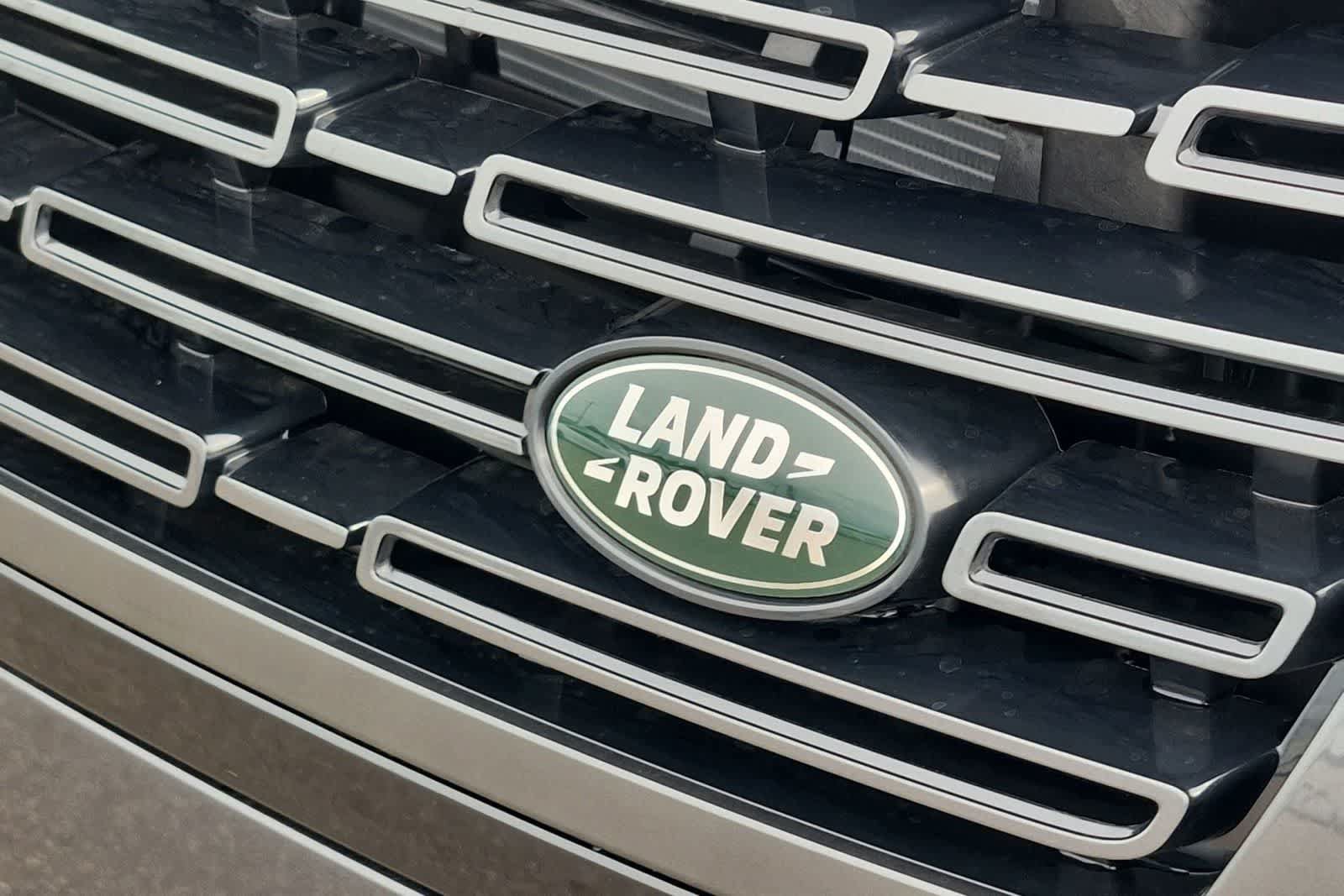 New 2026 Land Rover Range Rover SE AWD/4WD image 11