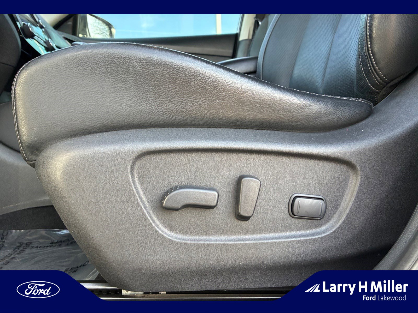 Used 2018 Nissan Rogue SL image 14