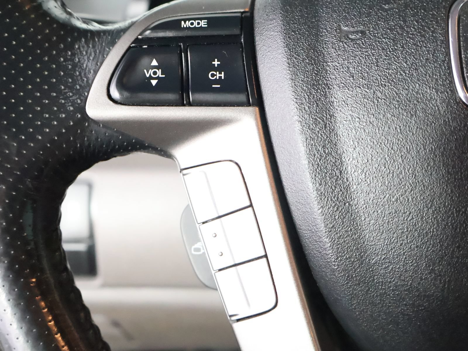 Used 2016 Honda Odyssey Touring image 34