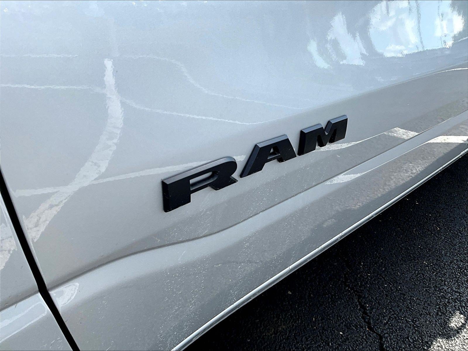 New 2026 RAM 1500 Express AWD/4WD image 25