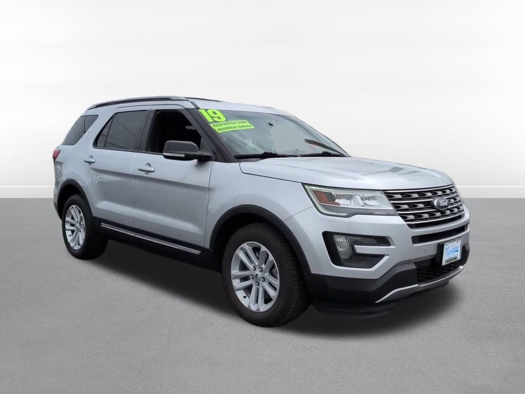 Used 2016 Ford Explorer XLT w/ Equipment Group 202A FWD video 3