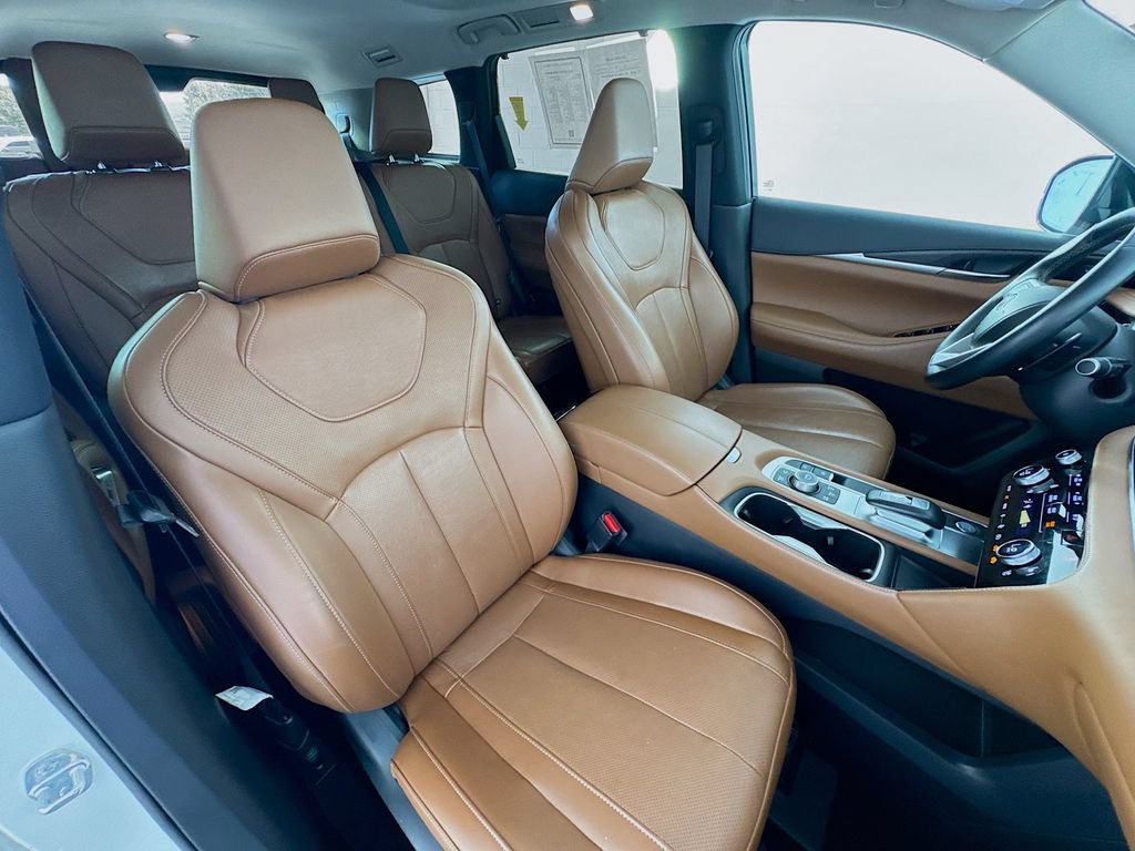 Certified 2023 INFINITI QX60 Sensory w/ Vision Package AWD/4WD image 31