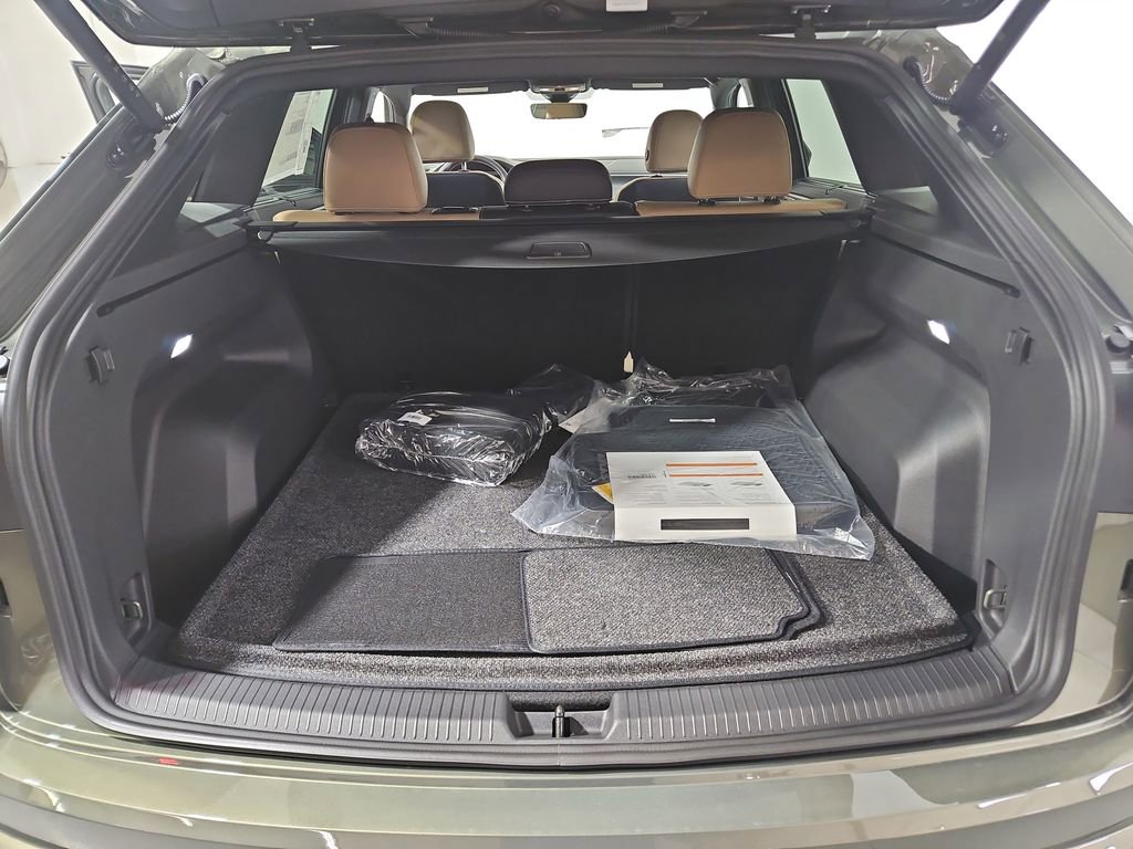 New 2026 Volkswagen Atlas Cross Sport SEL image 23