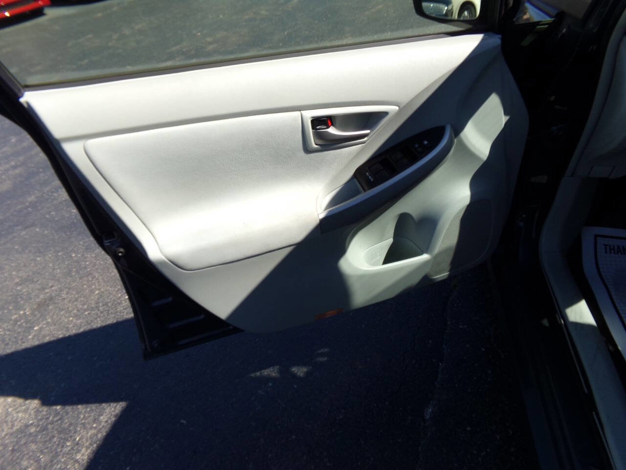 Used 2012 Toyota Prius Two FWD image 12