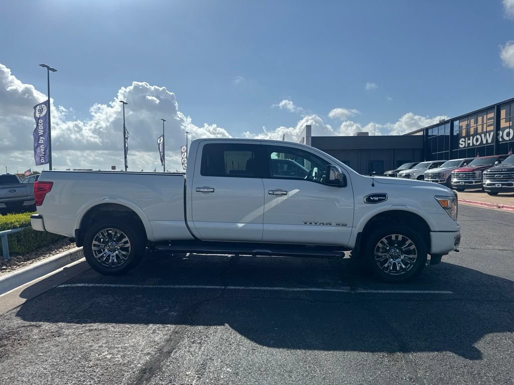 Used 2017 Nissan Titan Platinum Reserve AWD/4WD image 4