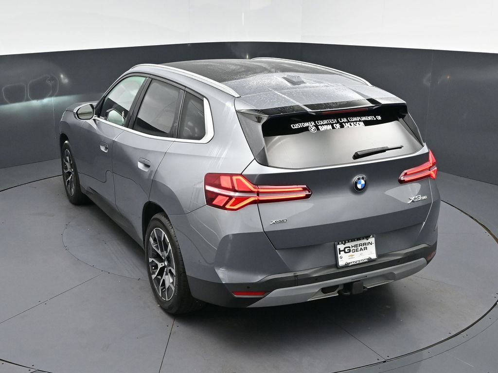 Certified 2025 BMW X3 xDrive30i w/ Premium Package image 33