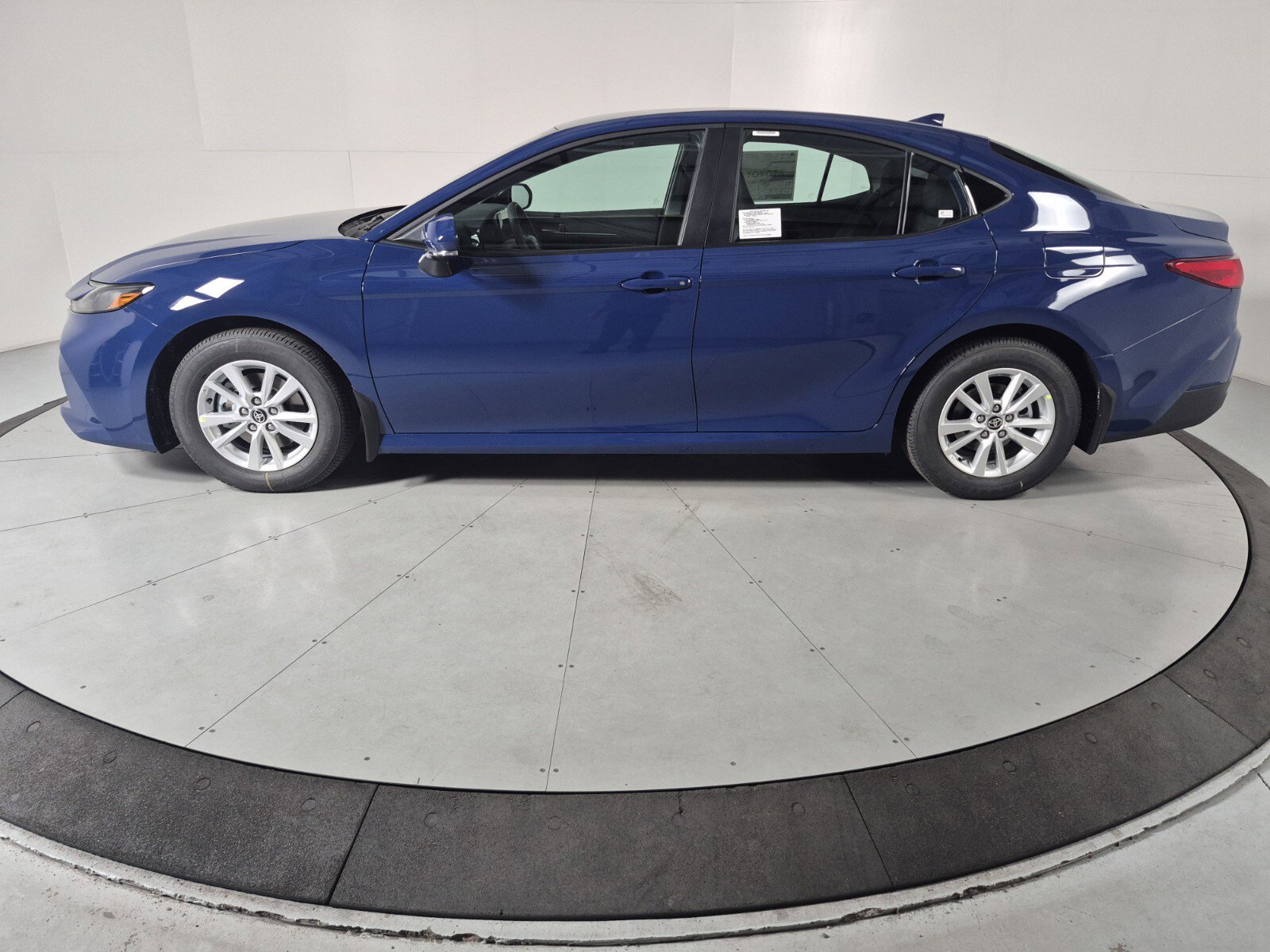 New 2026 Toyota Camry LE image 2