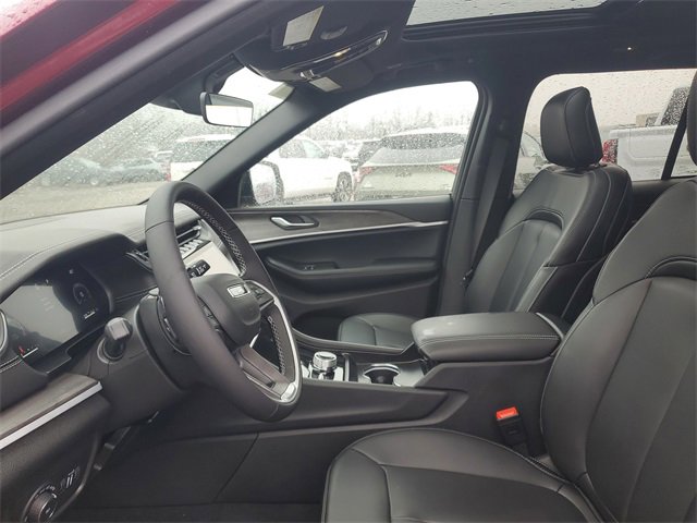 New 2025 Jeep Grand Cherokee Limited w/ Trailer Tow Package image 18