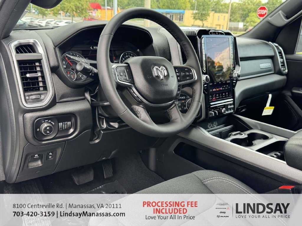 Certified 2025 RAM 1500 Big Horn AWD/4WD image 17