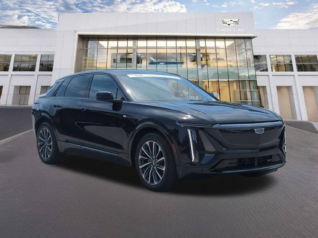 Certified 2024 Cadillac Lyriq Sport RWD image 3