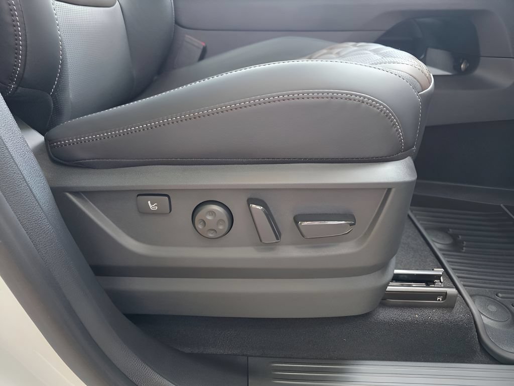 New 2026 Nissan Armada Platinum Reserve AWD/4WD image 15