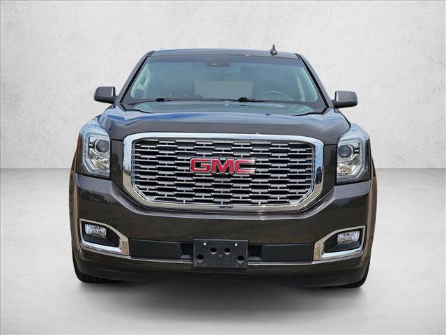 Used 2019 GMC Yukon Denali w/ Denali Ultimate Package image 2