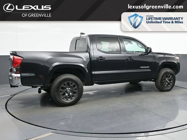 Used 2021 Toyota Tacoma SR5 AWD/4WD image 8