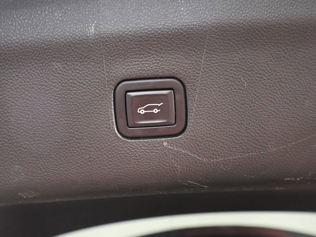 Used 2021 Buick Enclave Avenir w/ Avenir Technology Package image 59