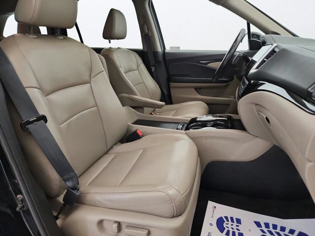 Used 2018 Honda Pilot Touring image 30