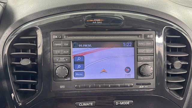 Used 2011 Nissan Juke SV FWD image 24