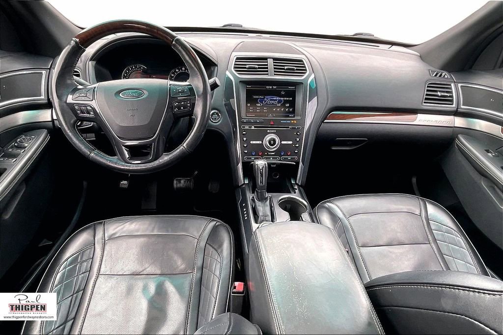 Used 2016 Ford Explorer Platinum image 15