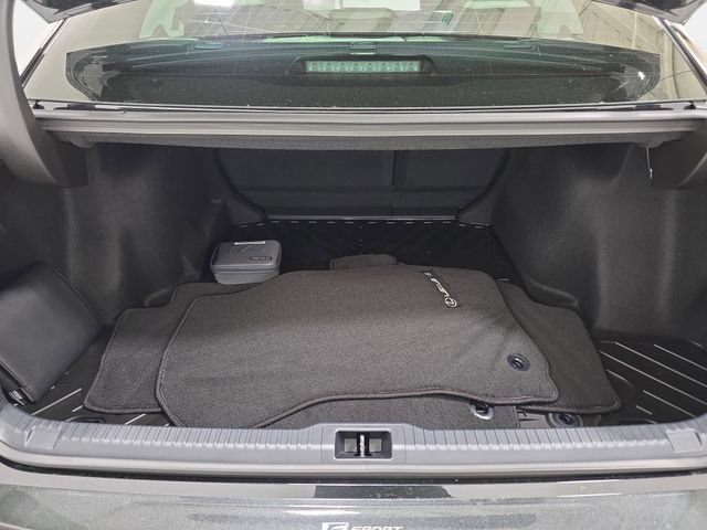 Used 2025 Lexus IS 500 RWD image 33
