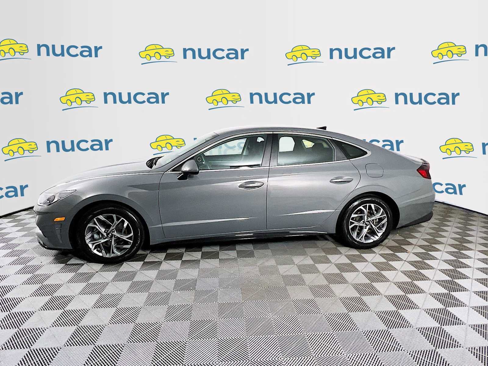 Used 2023 Hyundai Sonata SEL w/ Cargo Package image 4