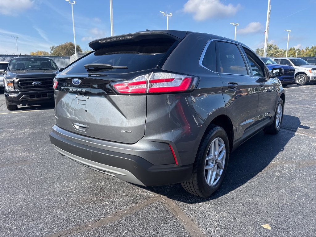 Used 2024 Ford Edge SEL w/ Convenience Package AWD/4WD image 7