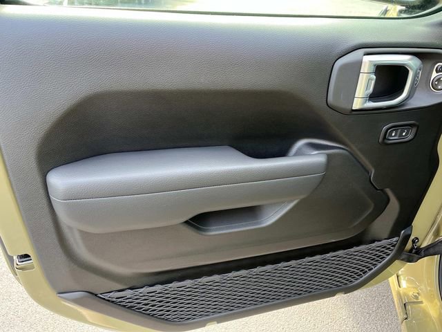 New 2025 Jeep Gladiator Sport image 20