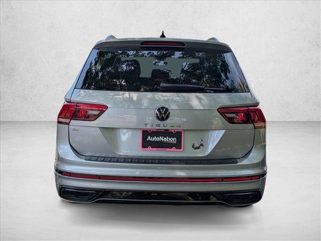 Used 2023 Volkswagen Tiguan SE R-Line FWD image 7